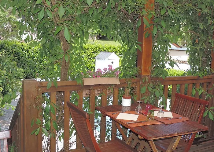 Saint Fleuret 2* Эстен