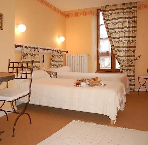 Saint Fleuret 2* Эстен