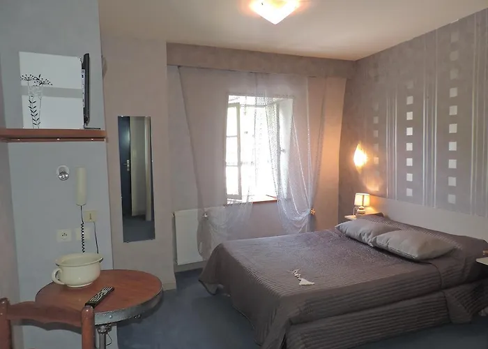 Saint Fleuret 2* Эстен