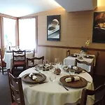 Otel Saint Fleuret 2*