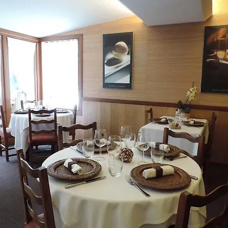 Hotel Saint Fleuret 2*