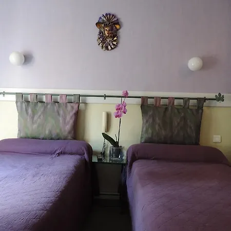 Hotel Saint Fleuret Estaing (Aveyron)