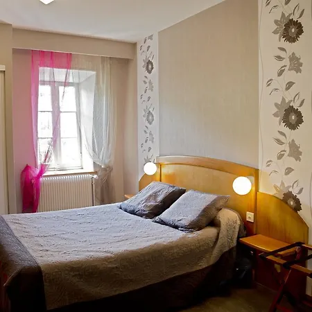 Saint Fleuret Hotel 2*